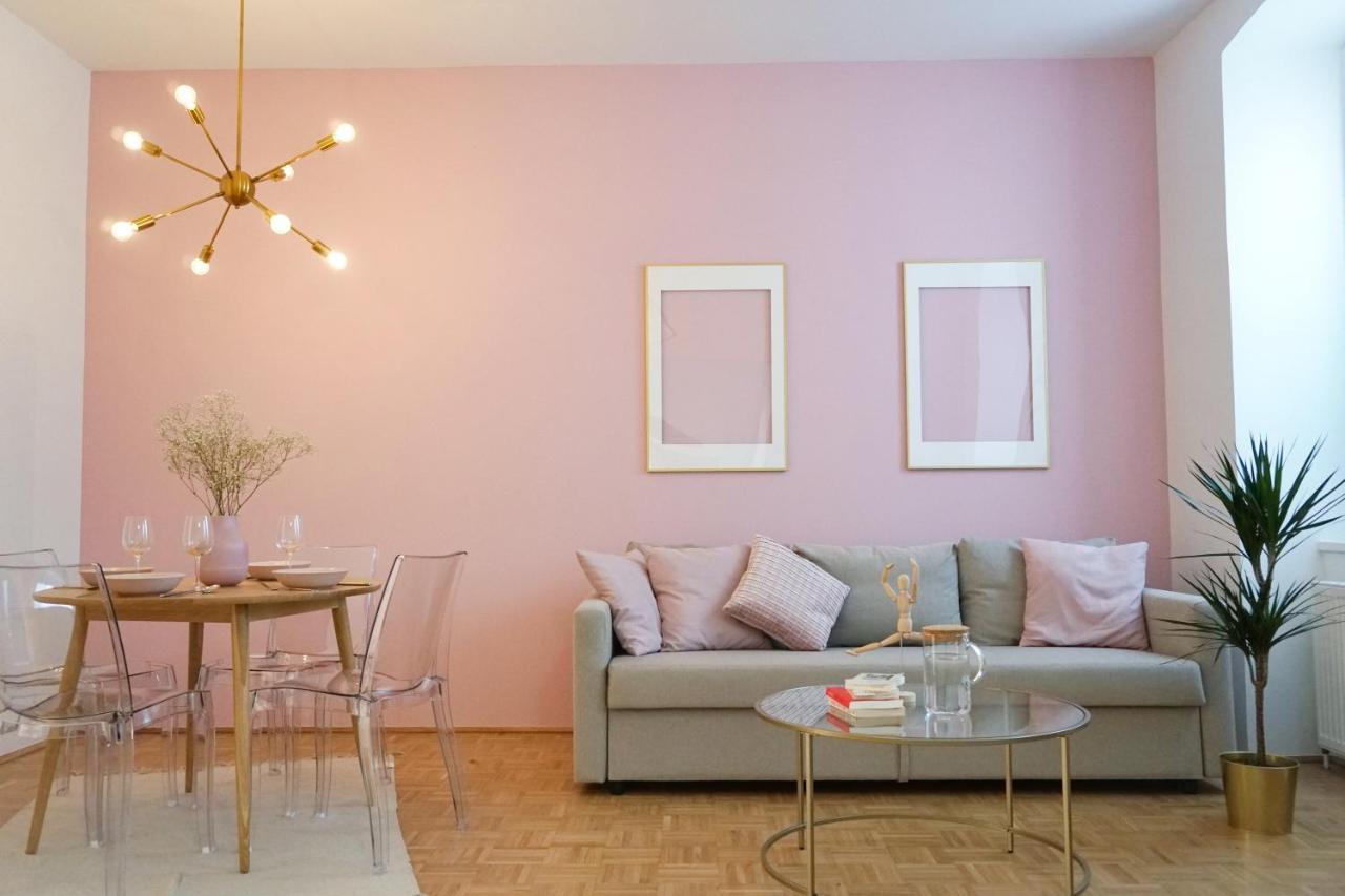 Vibrant Design Apartments - Full Kitchen - Wi-Fi - 18 Mins To City Centre Vienna Esterno foto